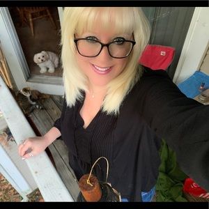 Meet your Posher, Valerie